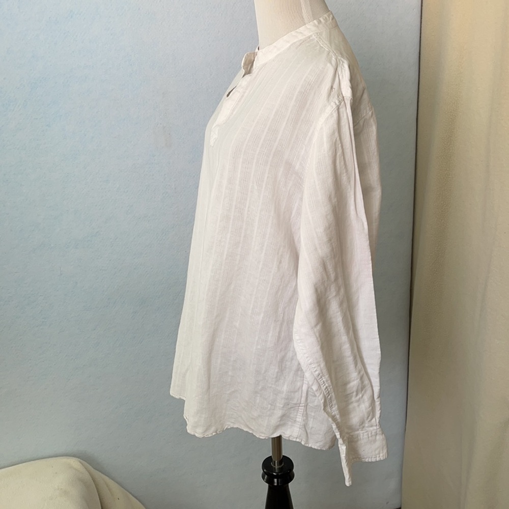 Structure Long Sleeve Open V-Collar Tunic - Picture 9 of 11